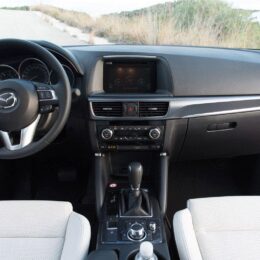 2015 Mazda CX-5 Skyactiv-D 150 AWD - Dashboard