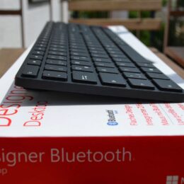 Microsoft Designer Bluetooth Desktop - Tastatur von der Seite