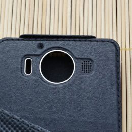 Mozo Flipcover schwarz back detailed