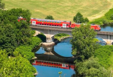 Zug, Bahn, Zugfahren, Deutsche Bahn