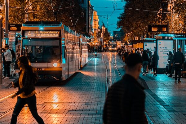 ÖPNV, Nachhaltigkeit, Mannheim, Bahn, Zug, Nahverkehr, Nachhaltigkeit