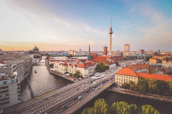 Hauptstadt, Wohnen, Leben, Familie, Verkehr, Umgebung, Freizeit, Arbeit, Galerie, Stadt, Umzug