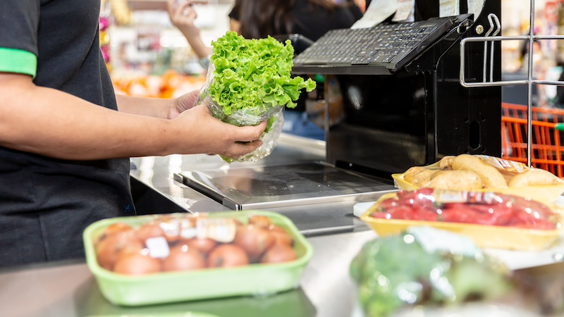 Verpackungsirrsinn, Supermarkt, Kasse, verpacktes Obst und Gemüse