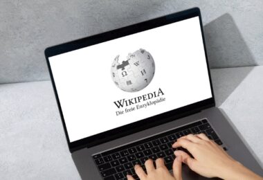 Wie funktioniert Wikipedia, Internet, Suchmaschine, Plattform, Information, Wissen, Enzyklopädie, Technologie