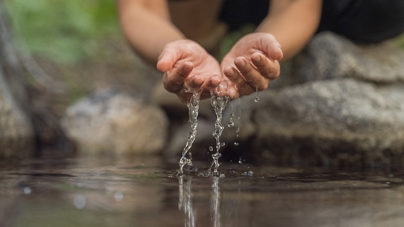 Trinkwasser aus der Luft Gerät