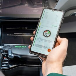 Lebensdauer E-Auto-Batterien Elektroauto Test Analyse