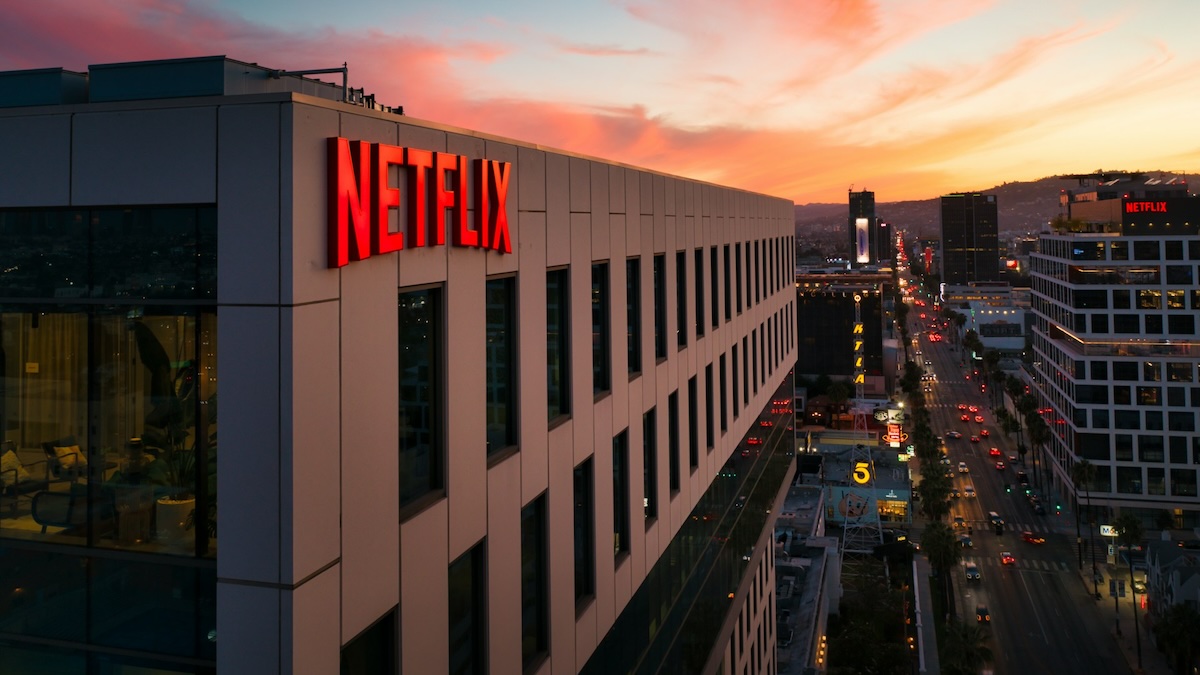 Netflix Preiserhöhung Kosten Preise Zusatzmitglied mit Werbung Abo