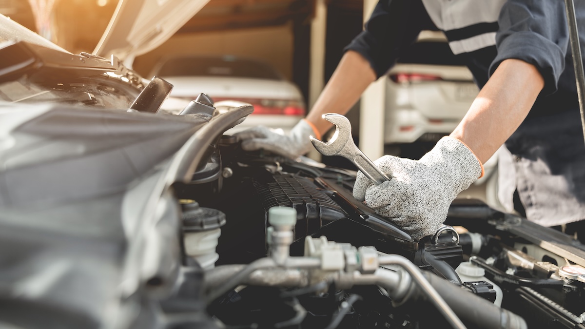 Gebrauchtwagen häufigsten Mängel TÜV, Auto, Mobilität, Werkstatt, Untersuchung, Hauptuntersuchung